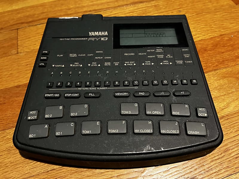 YAMAHA RY10 リズムプログラマー