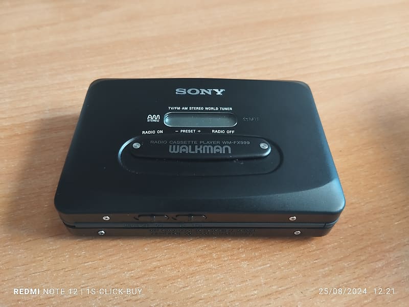 Sony WM FX 999 2005 - Sony Walkman radio Cassette player WM Sony WM FX 999 2005 - Sony Walkman radio Cassette player WM