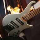 Ibanez  EHB1005SMS-MGM E-Bass 5 String Multiscale Short - Metallic Gray Matte