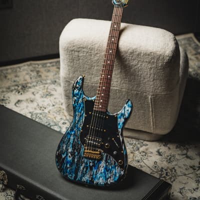 James Tyler USA Studio Elite HD-Black and Blue Shmear Semi-Gloss SSH w/Rosewood FB, Faux Matching Headstock, Gold HW, Midboost & Bypass Button image 2