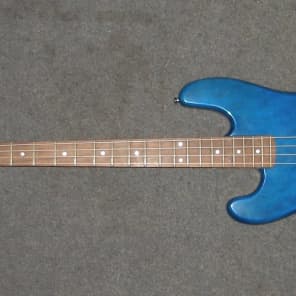 Phantom Bass 80's Trans Blue image 2