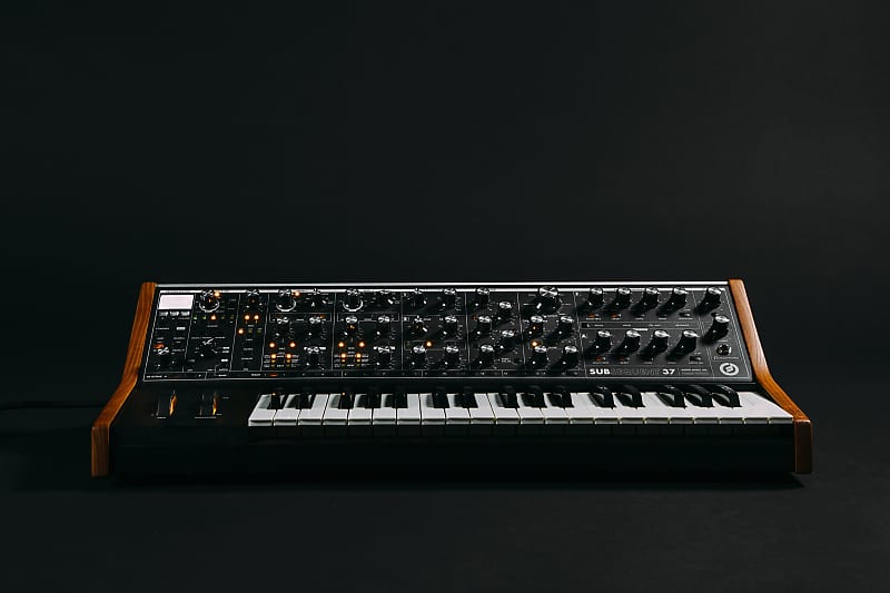 Moog Subsequent 37 image 1
