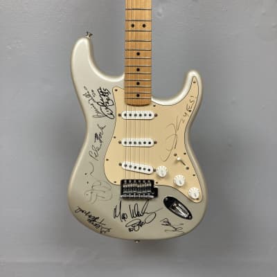 Fender Stratocaster アイボリー 2006 Fender Limited Edition 60th Anniversary Standard