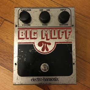 Electro-Harmonix Big Muff Pi V3 Red & Black | Overdrive Fuzz