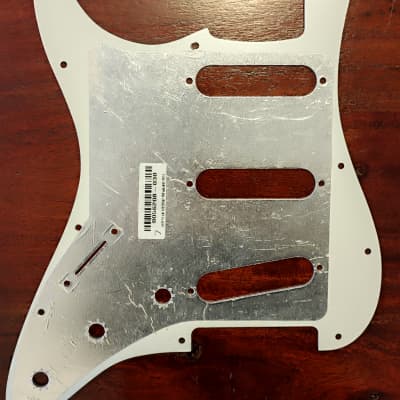Standard S-Type 11-Hole Pickguard 3-Ply - S-S-S - Parchment image 2