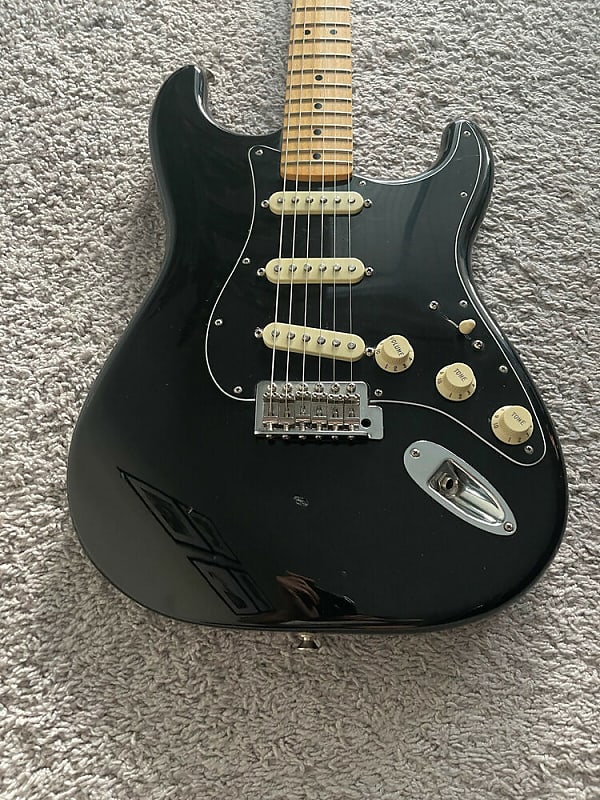 Fender Player Stratocaster Limited Edition MIM 2018 Black