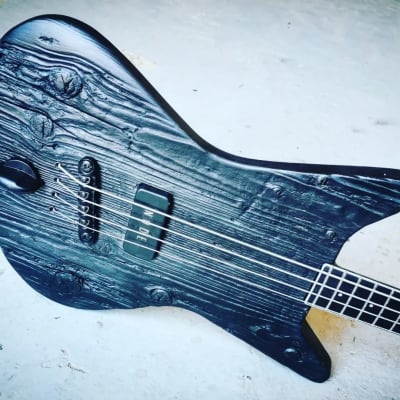 NUDE guitars custom bass 2022 all finish image 2