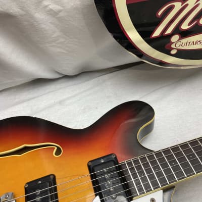 Mosrite Celebrity III 3 Semi-Hollowbody Guitar with Case - Sunburst image 4