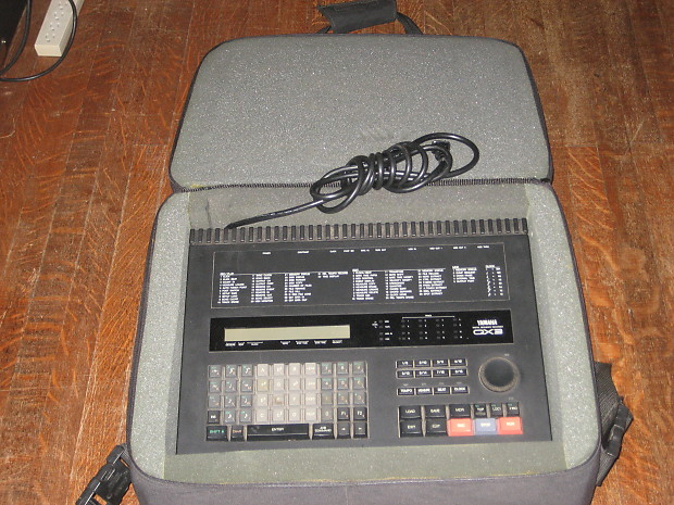 Yamaha QX3 Sequencer Recorder, Pro Serviced, MIDI Workstation in 