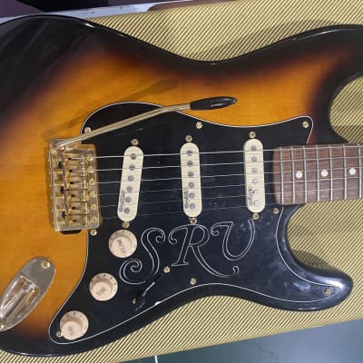 Fender Stratocaster  1997 Sunburst image 2
