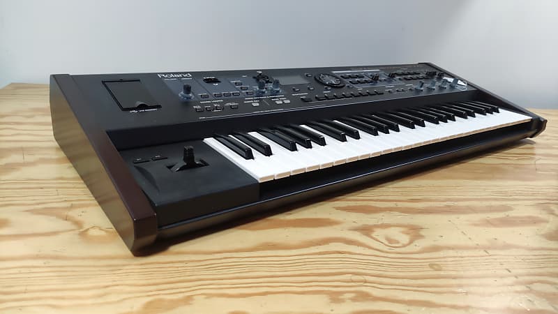 Roland VP-770 49-Key Vocal / Ensemble Keyboard 2009 - 2012 - Black  (Warranty)