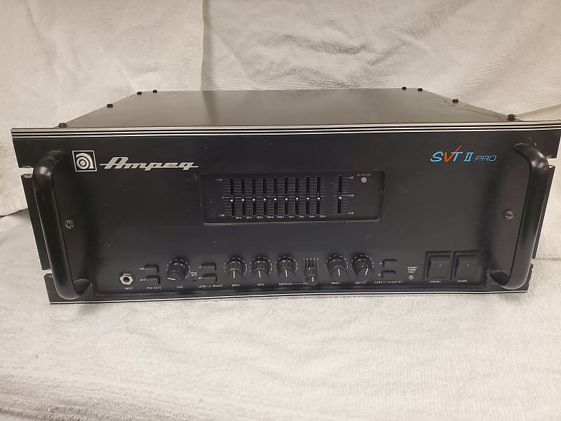 【買い】AMPEG SVT-2PRO　ベース用アンプヘッド 本体
