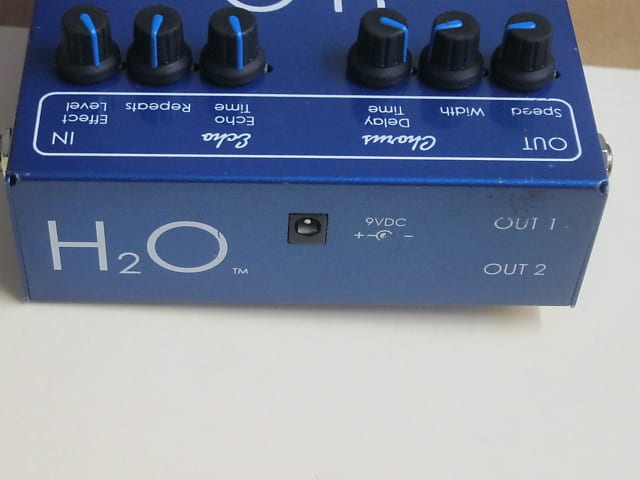 Review: Visual Sound V3 Series H2O Liquid Chorus & Echo