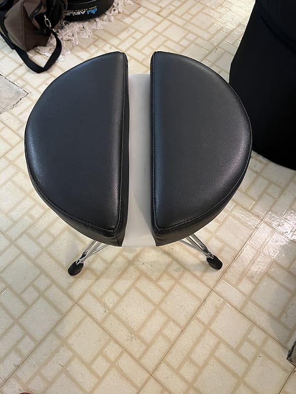 Carmichael Throne Split seat Reverb