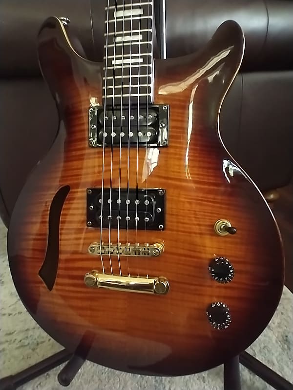 Carlo Robelli HB-1 Semi-hollow  Burst image 1