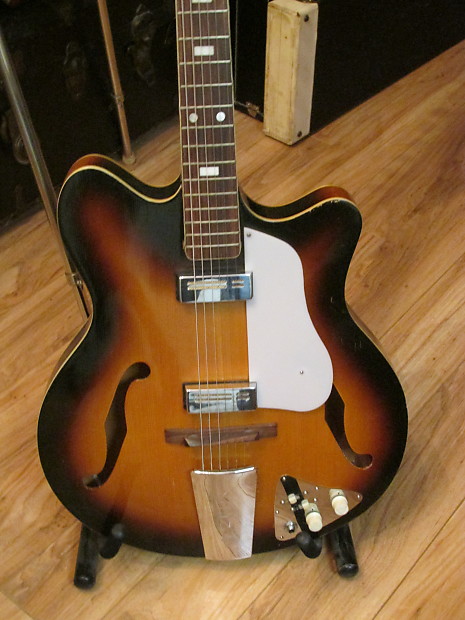 Kent hollow shop body guitar