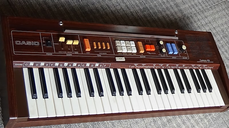 CASIO カシオトーン403 CASIO Casiotone 403 - sounds and styles - YouTube