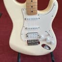 Fender Standard HSS Stratocaster with Maple Fretboard 2000 Arctic White
