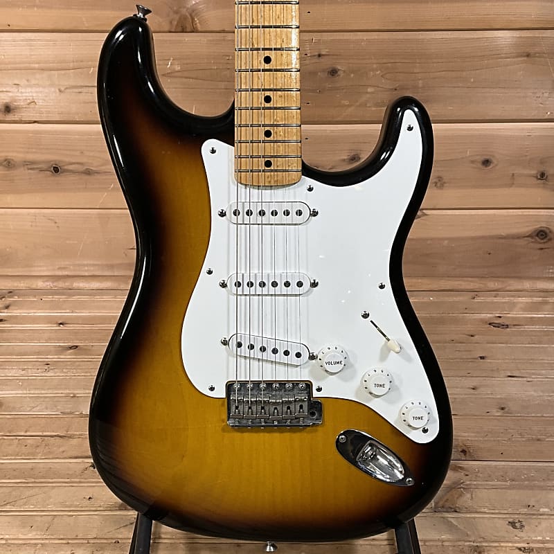 Fender Squier ストラトキャスターカラー サンバースト