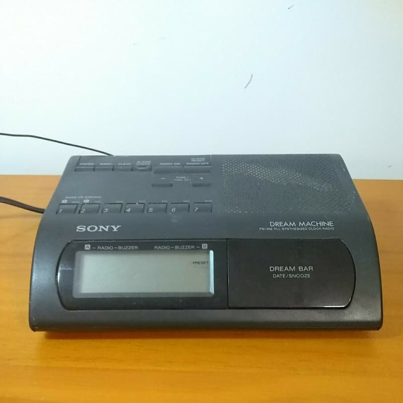 Sony Dream Machine ICF-C212 AM / FM Radio réveil, batterie de secours noir  -  France