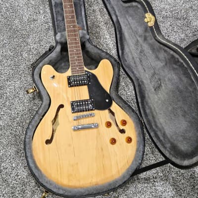 Washburn HB-30 | Hard Shell | Fast Shipping | Reverb