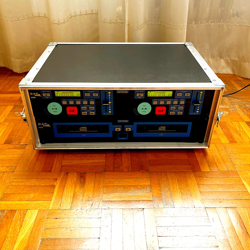 DAP Audio 600D Dual Professional DJ CD Player and Control Unit with custom flight case! image 1