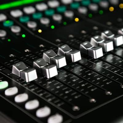 Allen And Heath SQ-5 48 In X 26 Out 16 Channel 96khz Digital Mixer image 13