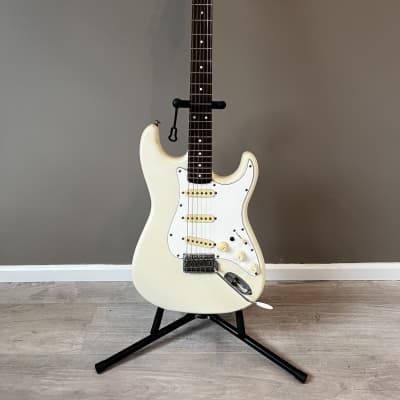 Fenix Stratocaster 1987 by Young Chang Vintage White image 6