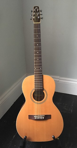 Seagull Coastline Grand Parlour Guitar Natural