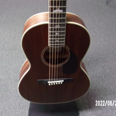 PRS SE Parlor P20 Acoustic Guitar Vintage Mahogany image 3