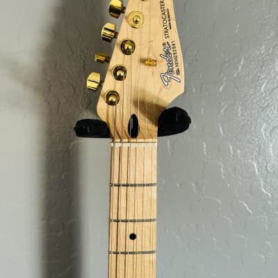 1996 Fender Stratocaster MIM w/EMG DG20 David Gilmour Loaded pickguard - Midnight Blue image 2
