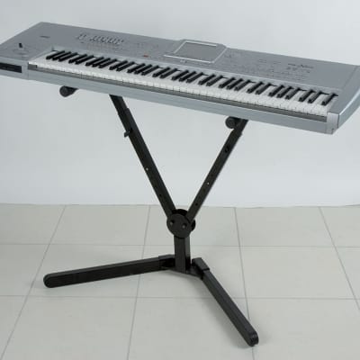 Quik Lok QLY-40 USA Y Style Keyboard Stand - Stand Only image 2