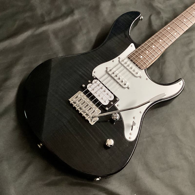 Yamaha PACIFICA212VFM/TBL