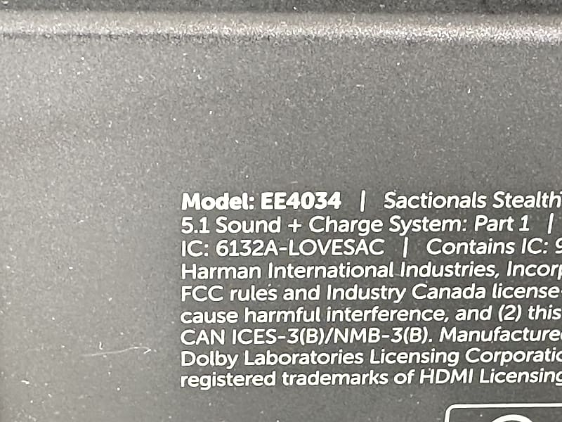 Lovesac Sactionals StealthTech Sound + Charge Center Reverb Italia