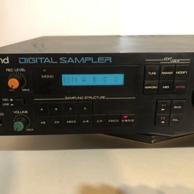 Roland MKS-100 Digital Sampler