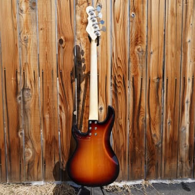G&L USA Fullerton Deluxe SB-2 3-Tone Sunburst 4-String Electric Bass Guitar w/ Deluxe Gig Bag (2024) image 3