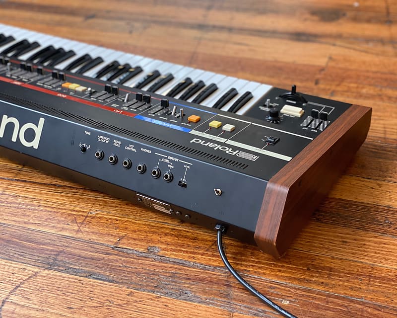 Roland Juno-6 Polyphonic Analog Synthesizer – Custom Vintage