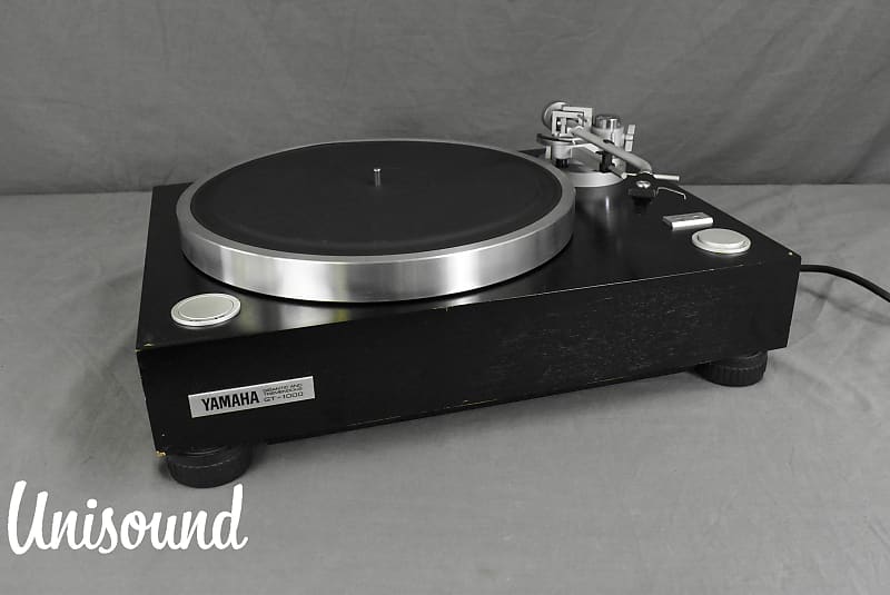 YAMAHA GT-1000 Direct Drive Turntable In Very Good Condition