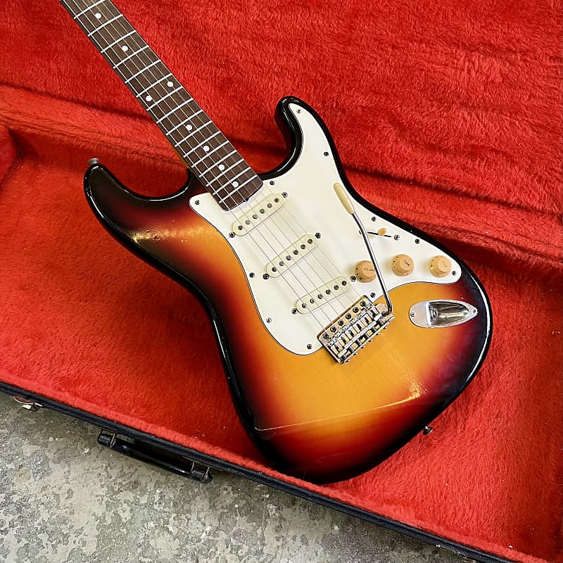 Tokai Springy Sounds Strat c 1980 - Nitro sunburst original