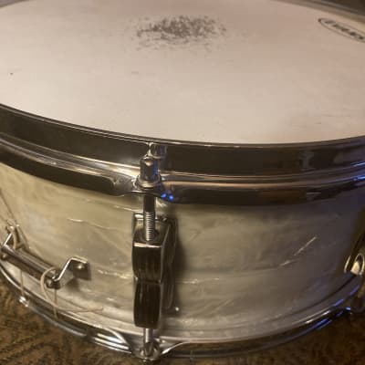 Ludwig WFL No. 900 Buddy Rich Super Classic 5.5x14" 8-Lug Snare Drum with P-87 Strainer 1948 - 1959 - White Marine Pearl image 4