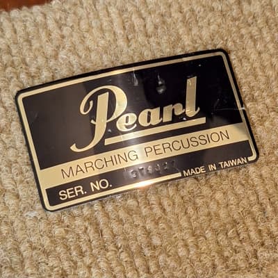 Pearl Export Gold Drum Badges pentru SnarePearl Export Gold Drum Badges pentru Snare  