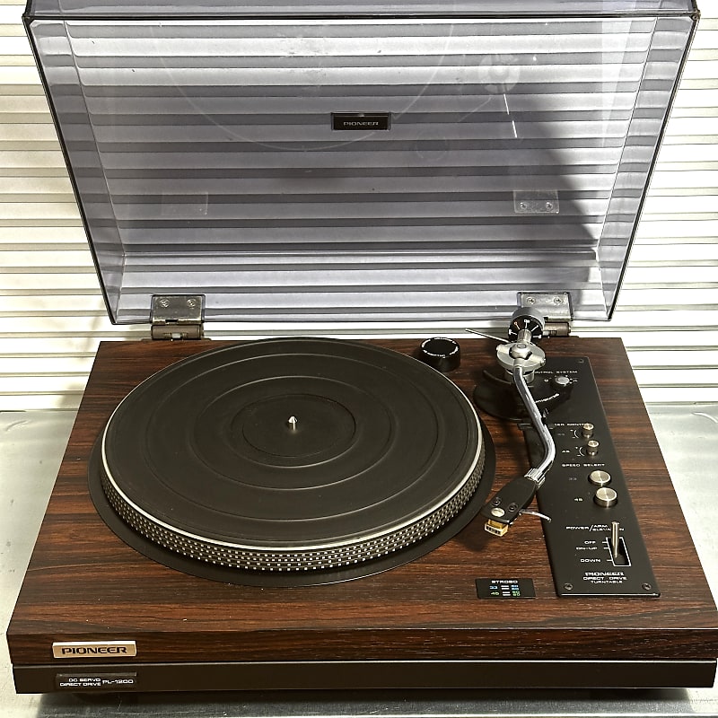 Pioneer PL-1200 Vintage Direct Drive Turntable image 1