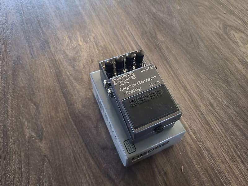 Boss RV-3 Digital Reverb/Delay | Reverb Canada