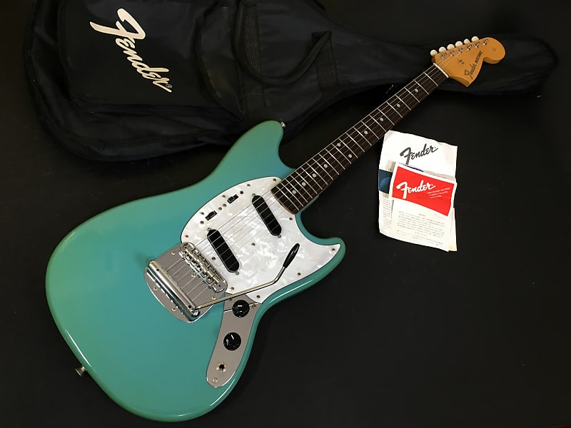 Fender Japan mustang MG69-65 サーフグリーン　希少 Fender Japan '69 Reissue Mustang MG69-65 Aged Sonic Blue