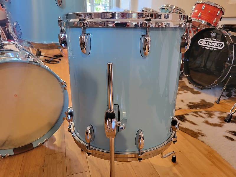 Drum Kits - (Used) Gretsch USA Custom 14x18 8x12 9x13 14x14 (Powder Blue  Lacquer)