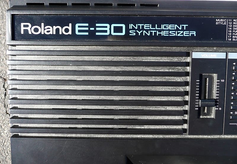 ROLAND E-30 Intelligent Synthesizer - Shop Tested - Works ROLAND E-30 Intelligent Synthesizer - Shop Tested - Works
