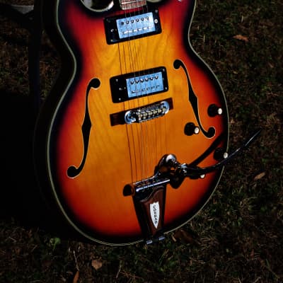 Conrad 40080 Barney Kessel 1973 Sunburst.  Made in Japan. Incredible. Rare. Excellent  Kasuga Guitar image 3