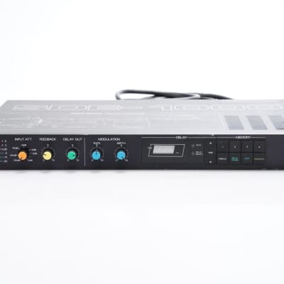 Roland SDE-1000 Digital Delay