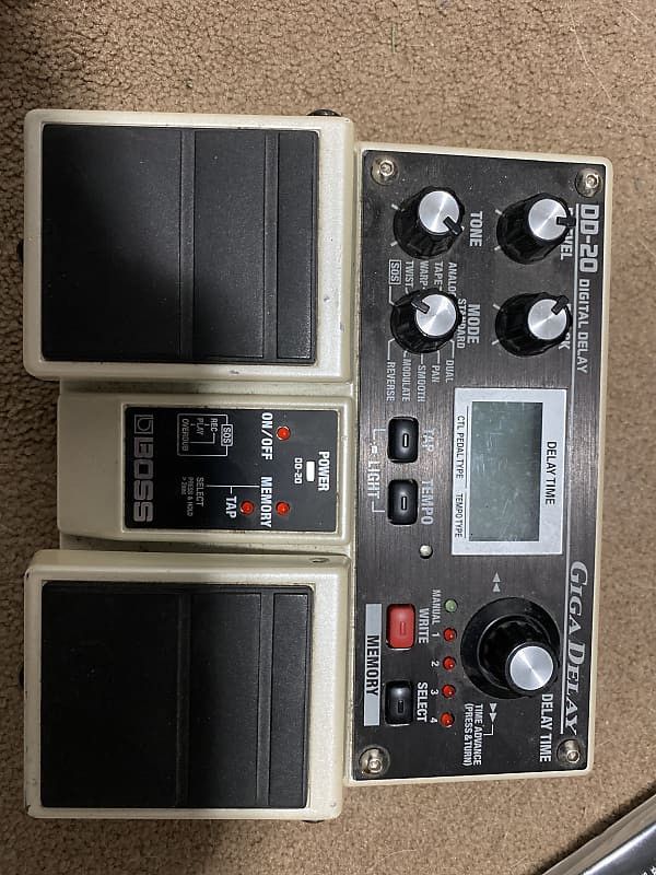 Boss DD-20 Giga Delay