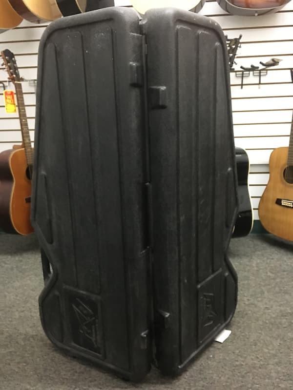 Peavey T-15 Hard Case 1980’s Black | Reverb UK